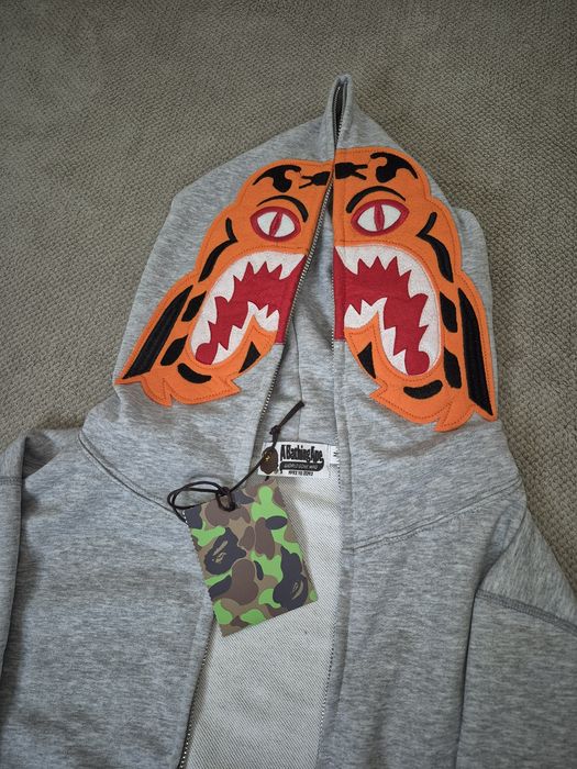 У наявності | Bape Tiger, Тигруіні, Bape