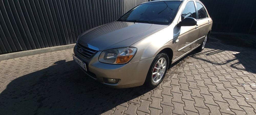 Kia продам хороший автомобіль