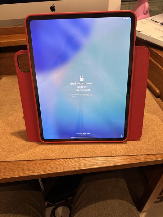 Capa Magnética ESR iPad Pro 13” 2024
