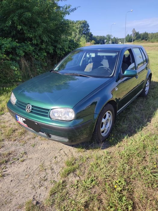 Volkswagen Golf 1.6 benzyna klima alufelgi