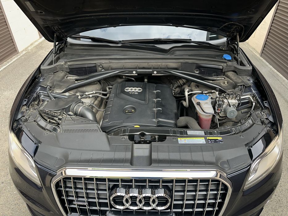 Автомобіль Audi Q5 2.0T 2017р