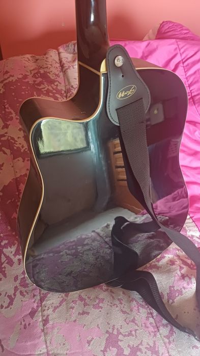 Guitarra elétrica ótimo estado