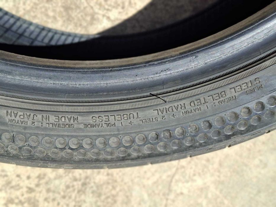 Продам шини для авто Dunlop 245/40 R 19 runflat