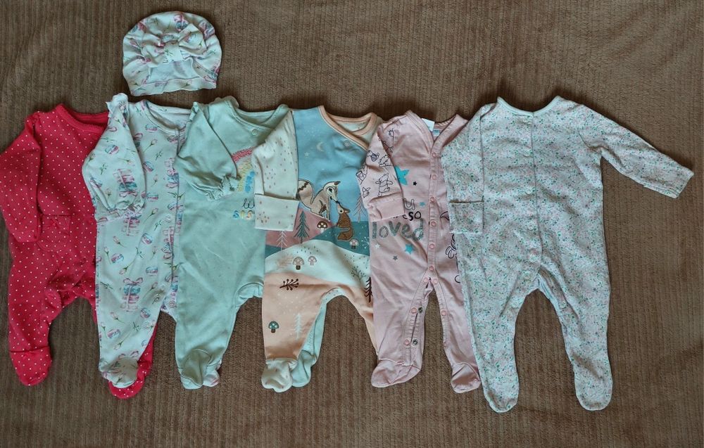 Набір речей на дівчинку 0-3міс, чоловічки, костюми