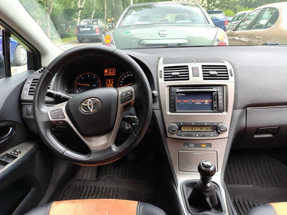 Toyota Avensis kombi diesel 2011