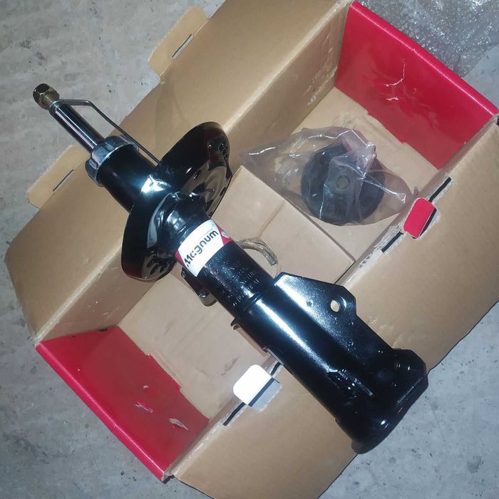 Стойка амортизатора Magnum Technology AGX108MT