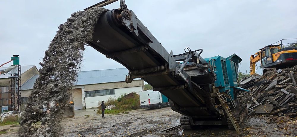 Powerscreen Premiertrak R400  Duża Kruszarka Szczękowa 1100x700 XR400S