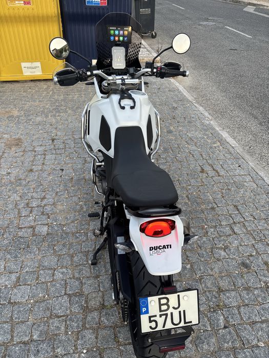 Ducati Desert X Full Akrapovic