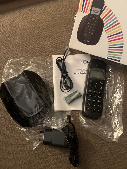 Telefone fixo sem fios NOS CS1300 | Preto | Novo na Caixa nunca Usado