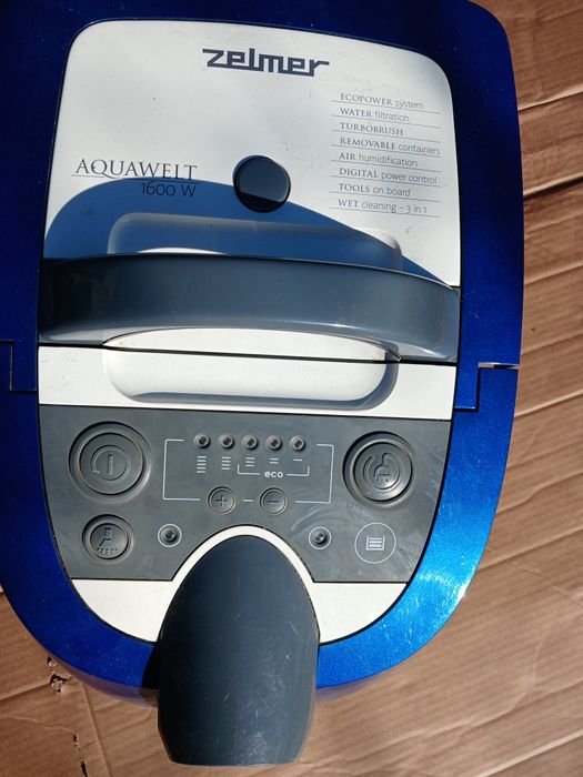 Пилосос Zelmer AQUAWELT 1600wat сама база
