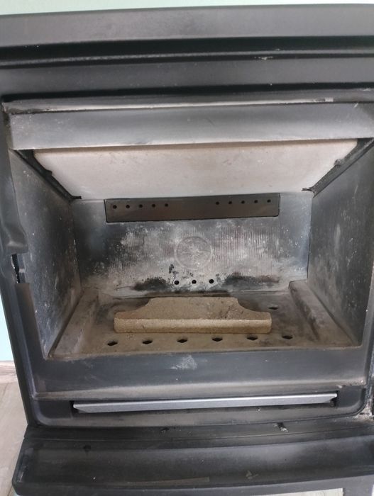 Piec Jotul F 205 wolnostojący koza