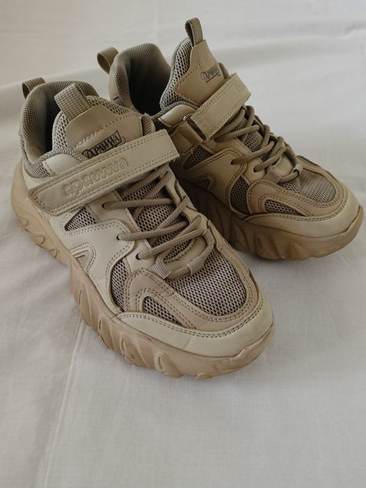 Кросівки демі 36 р.