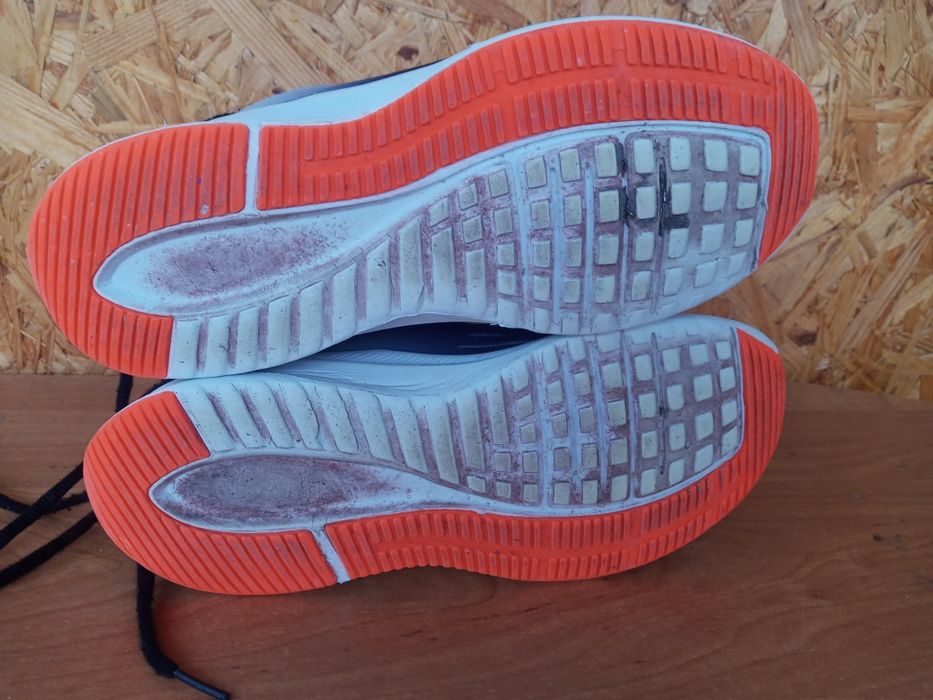 Buty sportowe r.39