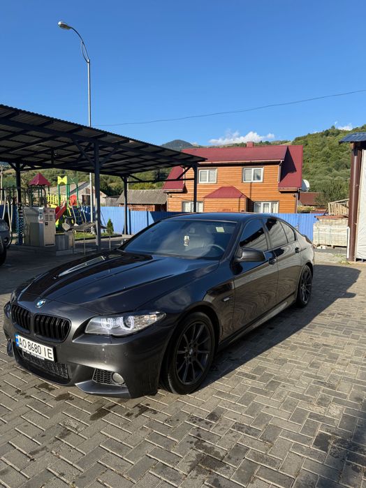 BMW F10 520 2013