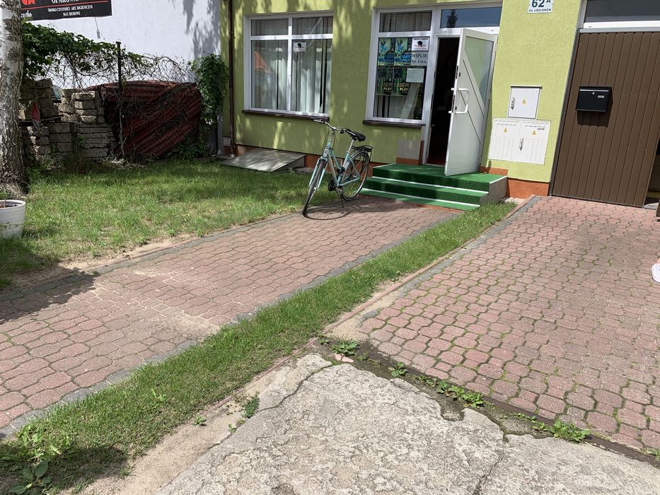 Sprzedam budynek usługowy w centrum Łomży 110m2