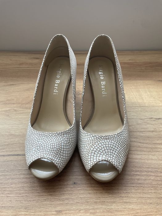 Eleganckie szpilki Sergio Bardi