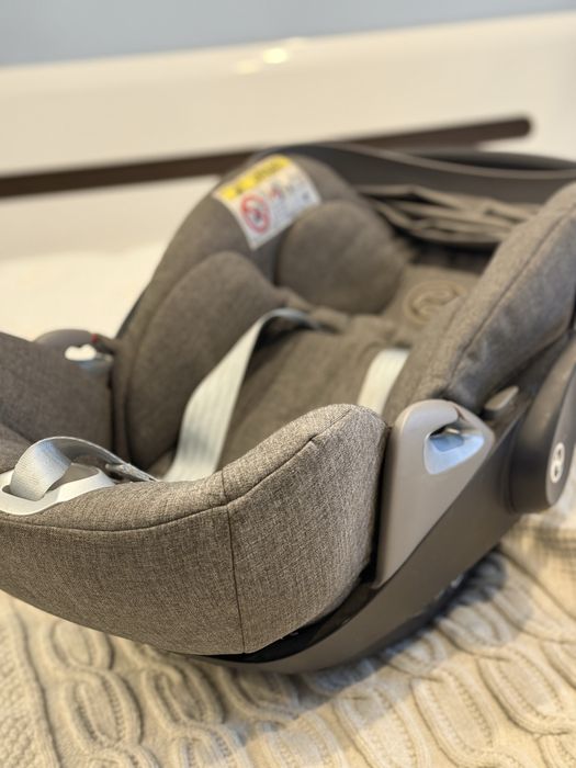 Автокрісло cybex Cloud Z