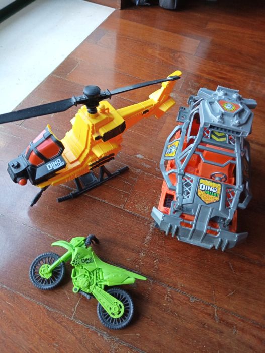 Conjunto de caçadores de dinossauros
