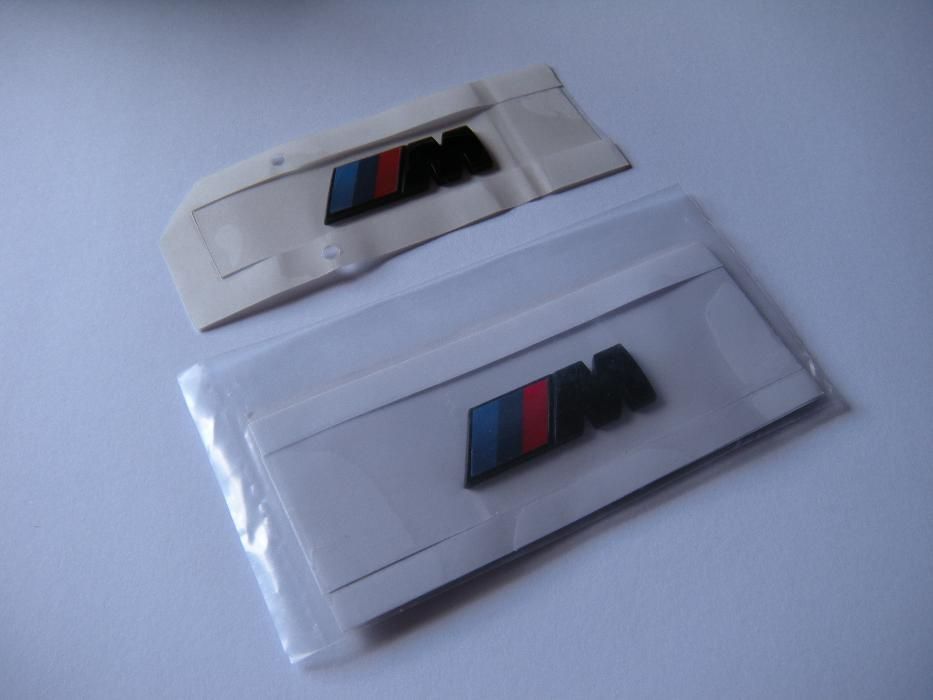 Шильдик BMW M на крыло F01 F07 F10 F15 F16 F25 F26 F30 X1 X3 X5 X6 БМВ