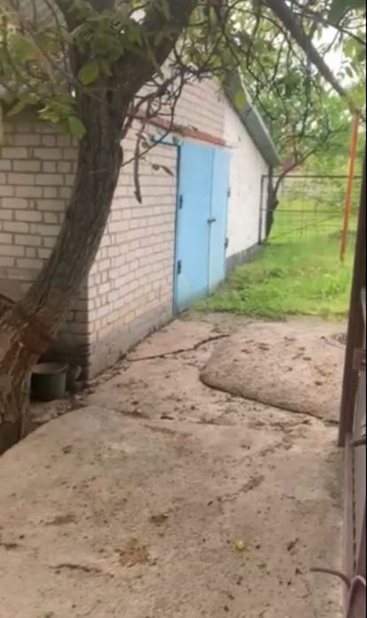 Продаж будинку в Краснопіллі з гаражем.