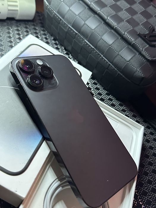 Продам телефон IPhone 14 Pro Max 128gb Space Black  Neverlock