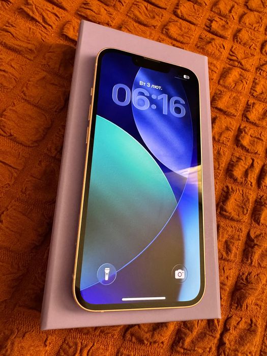 Продам IPhone 13 128gb