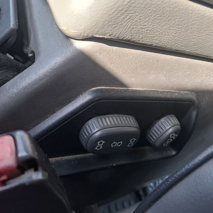 Discover TD 5 com  7 lugares Troca