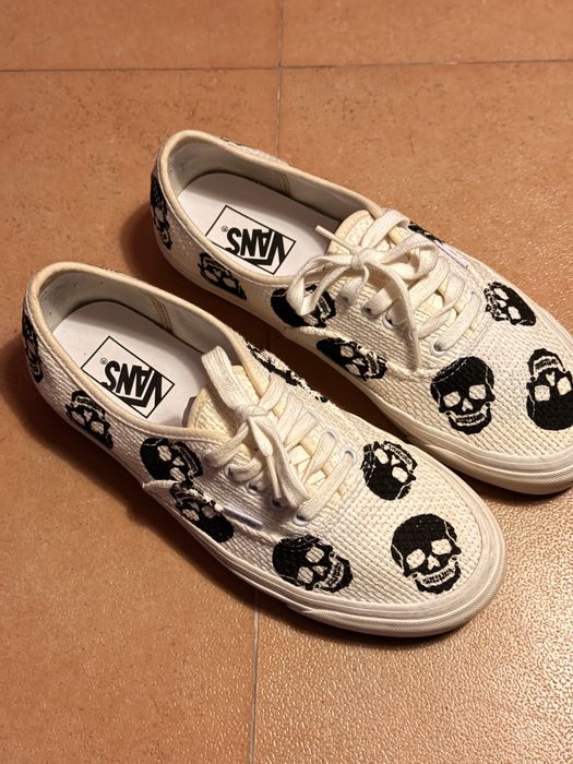 Vans Authentic (Anaheim Factory) "Needlepoint Skulls"