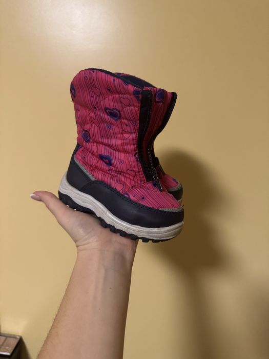 Продам зимові черевички