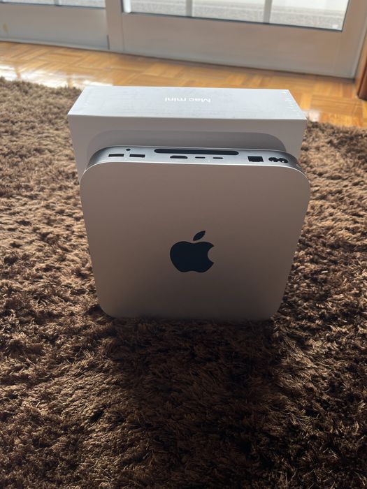 Mac Mini M2 Apple
