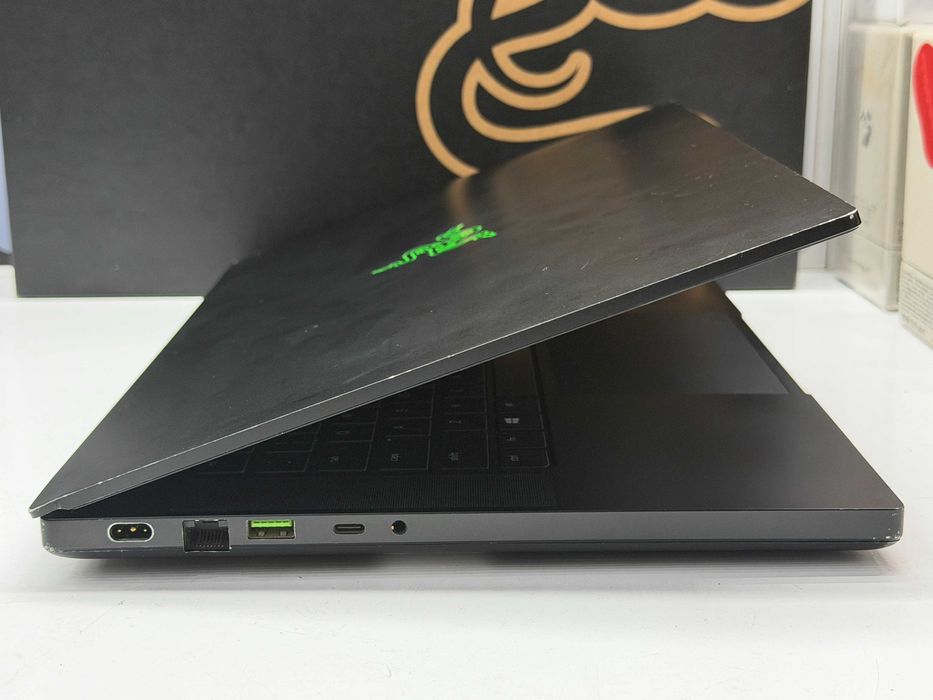 Razer Blade 15 4K/i7-10750H/16gb/512gb SSD/RTX2070 8gb Trade-In/Oбмeн