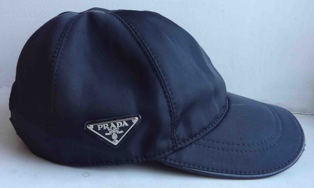 черная нейлоновая бейсболка Prada Италия