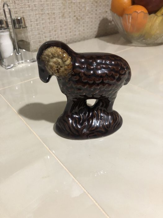 Статуетка баран