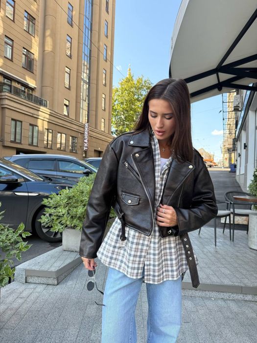 Шкіряна куртка бомбер