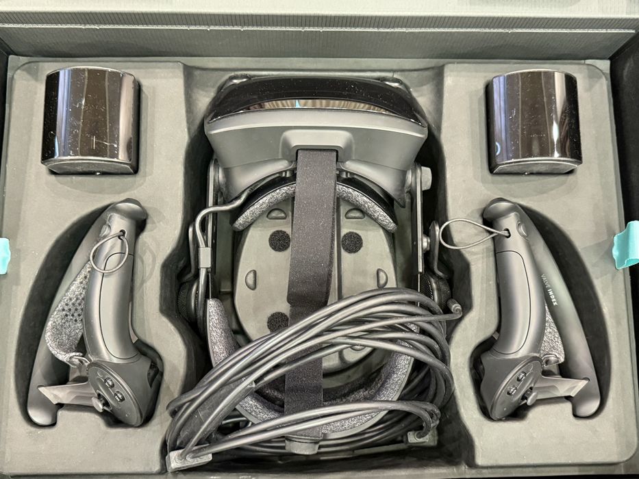 Шолом віртуальної реальності Valve index VR