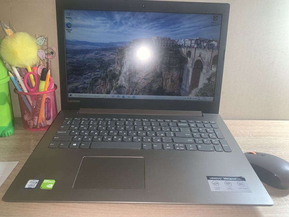 Ноутбук Lenovo Ideapad 330-15IKB