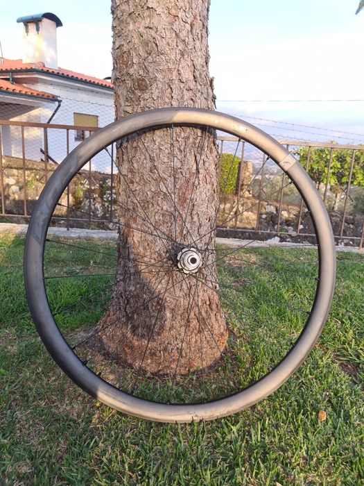 Rodas Estrada Fulcrum Racing 400 DB