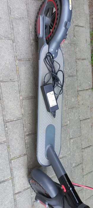Hulajnoga PRO wzmocniona 350 W 30km/h