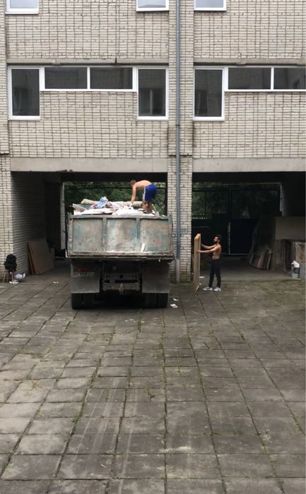 Вивіз сміття у Львові та області Вантажники