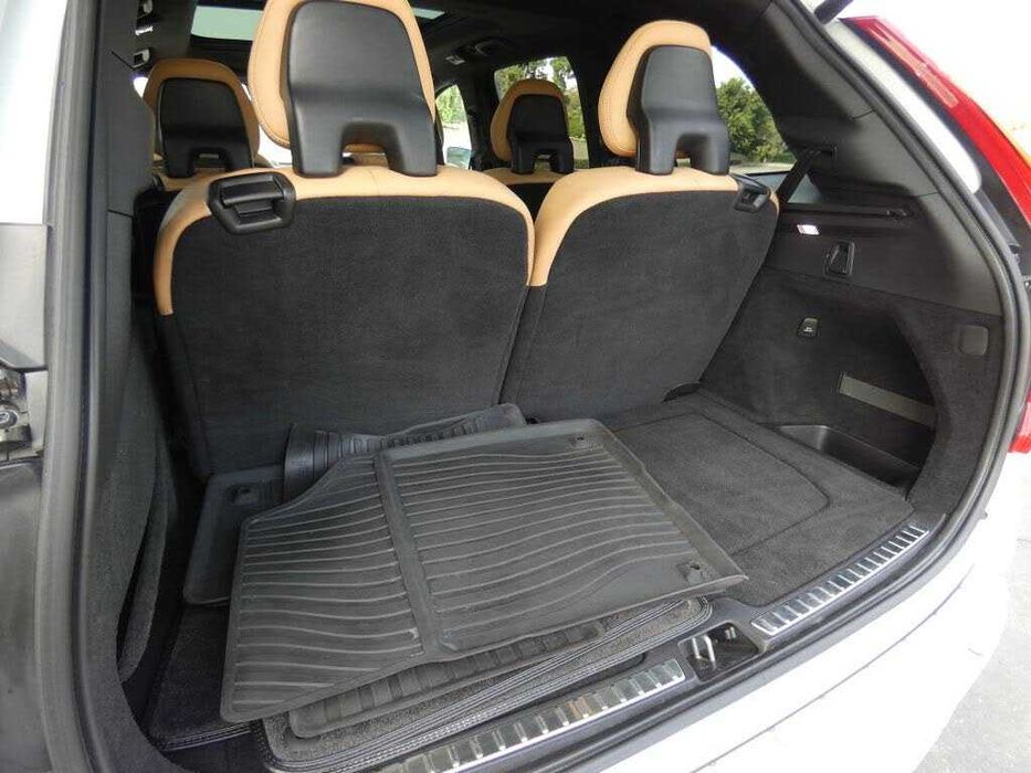 Volvo XC90 2017 inscription