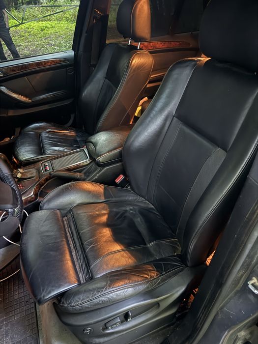 Продам BMW X5 e53 m57