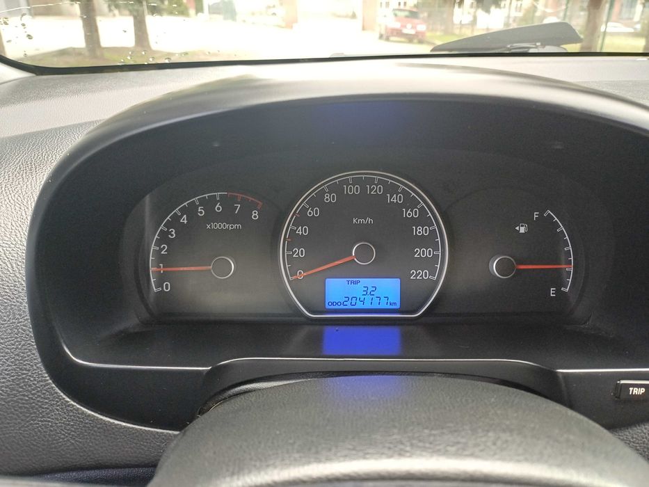 Hyundai Elentra 2010 року