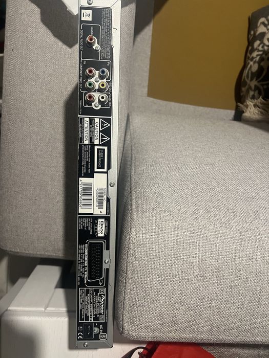 DVD проигрываткль Pioneer