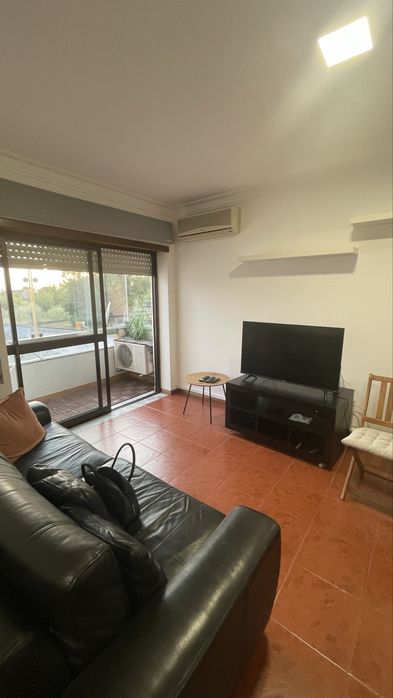 Apartamento T2 - São Martinho do Bispo
