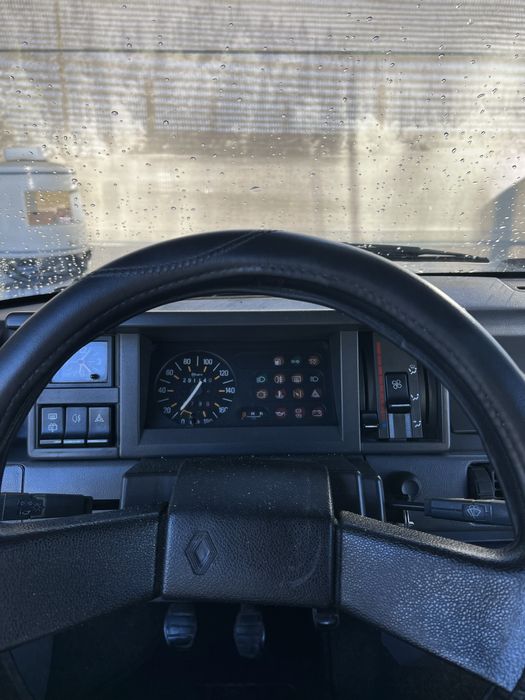 Renault 5