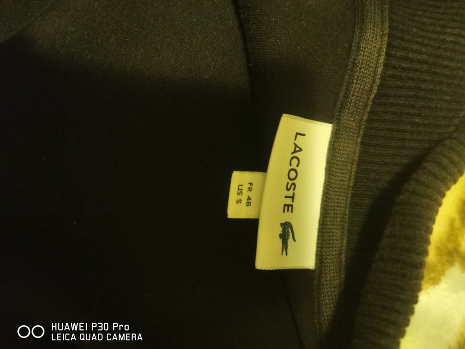 Casaco lacoste em bom estado
