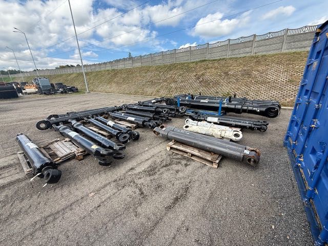 Duży SIŁOWNIK hydrauliczny do prasy hydraulicznej waga 3500 kg