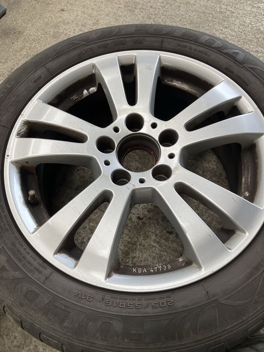 Mercedes-Benz - koła alufelgi 205/55 R16 KBA47738