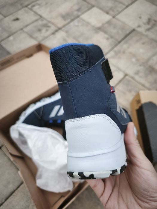 Детские зимние ботинки Adidas Terrex Snow