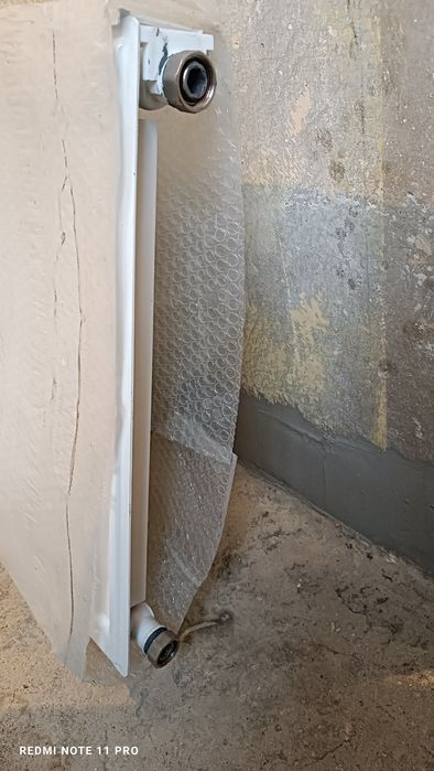 Радиатор . Новая в упаковке 1800на520